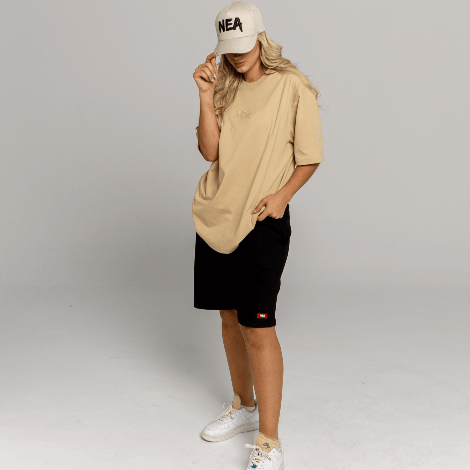 RESILIENCE CAMISETA OVERSIZE CAMEL - NEA