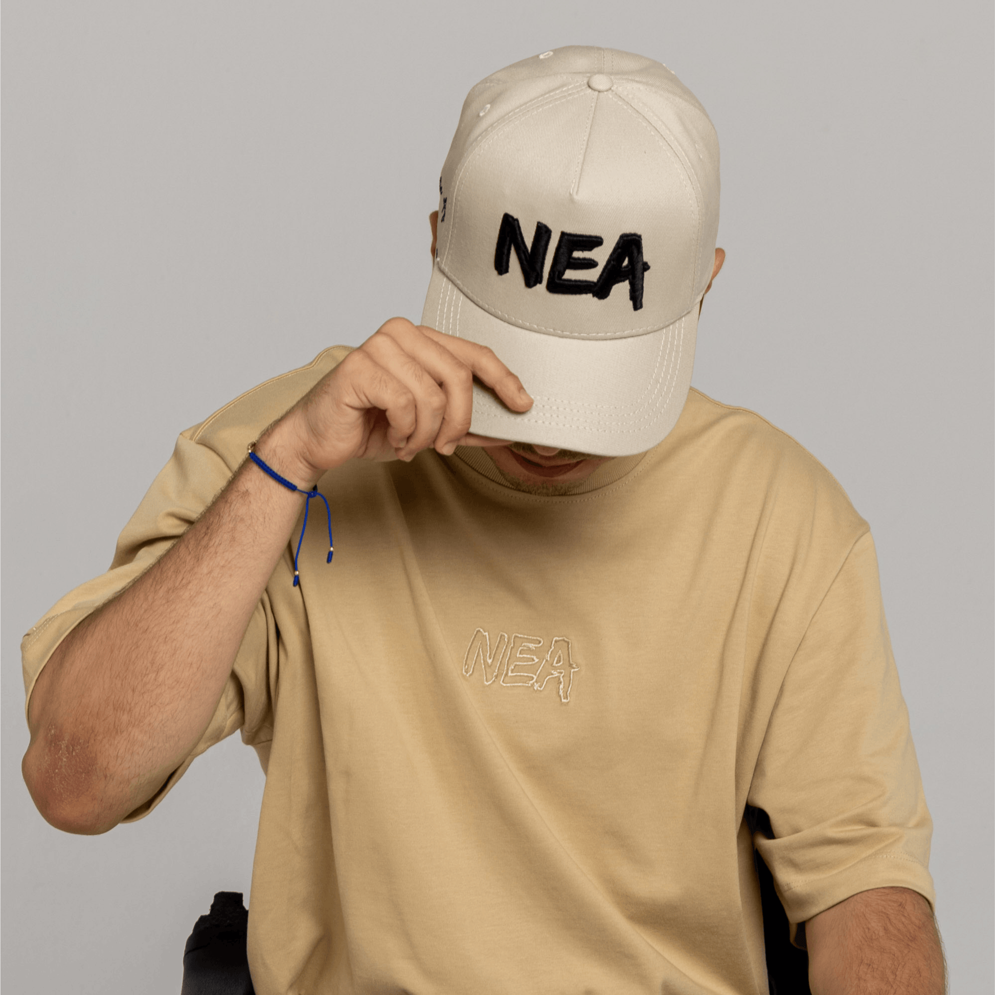 BEAST GORRA CAMEL - NEA